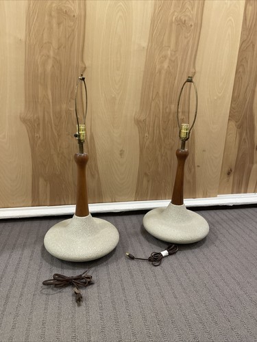 Pair mid century modern - mid,